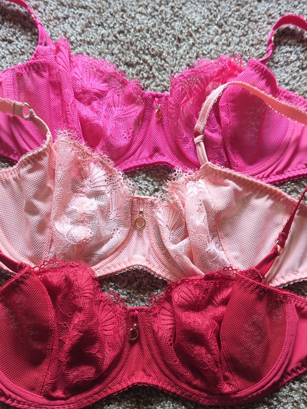 Freya Lace Fascinate Bra Set Of 3 - Hot Pink, Light Pink, Red! 28F UK/ 28G US!!